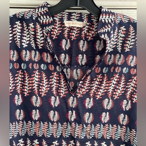 TORY BURCH Navy Fern Crochet Lace Tunic Top, Size 2 - Picture 4 of 12